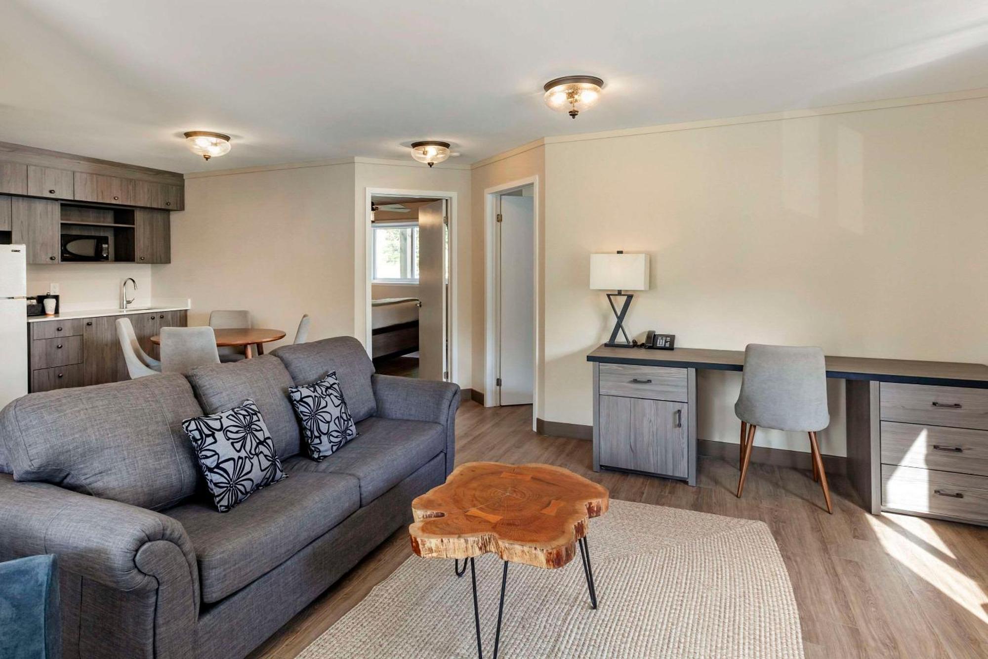Bayview Wildwood Resort, Ascend Hotel Collection Severn Экстерьер фото