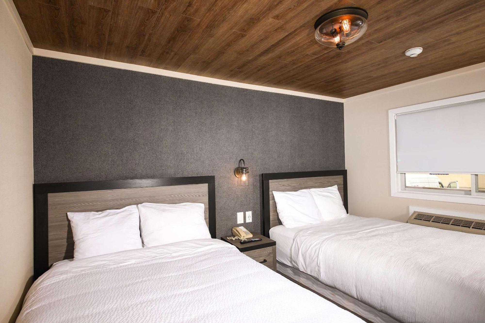 Bayview Wildwood Resort, Ascend Hotel Collection Severn Экстерьер фото