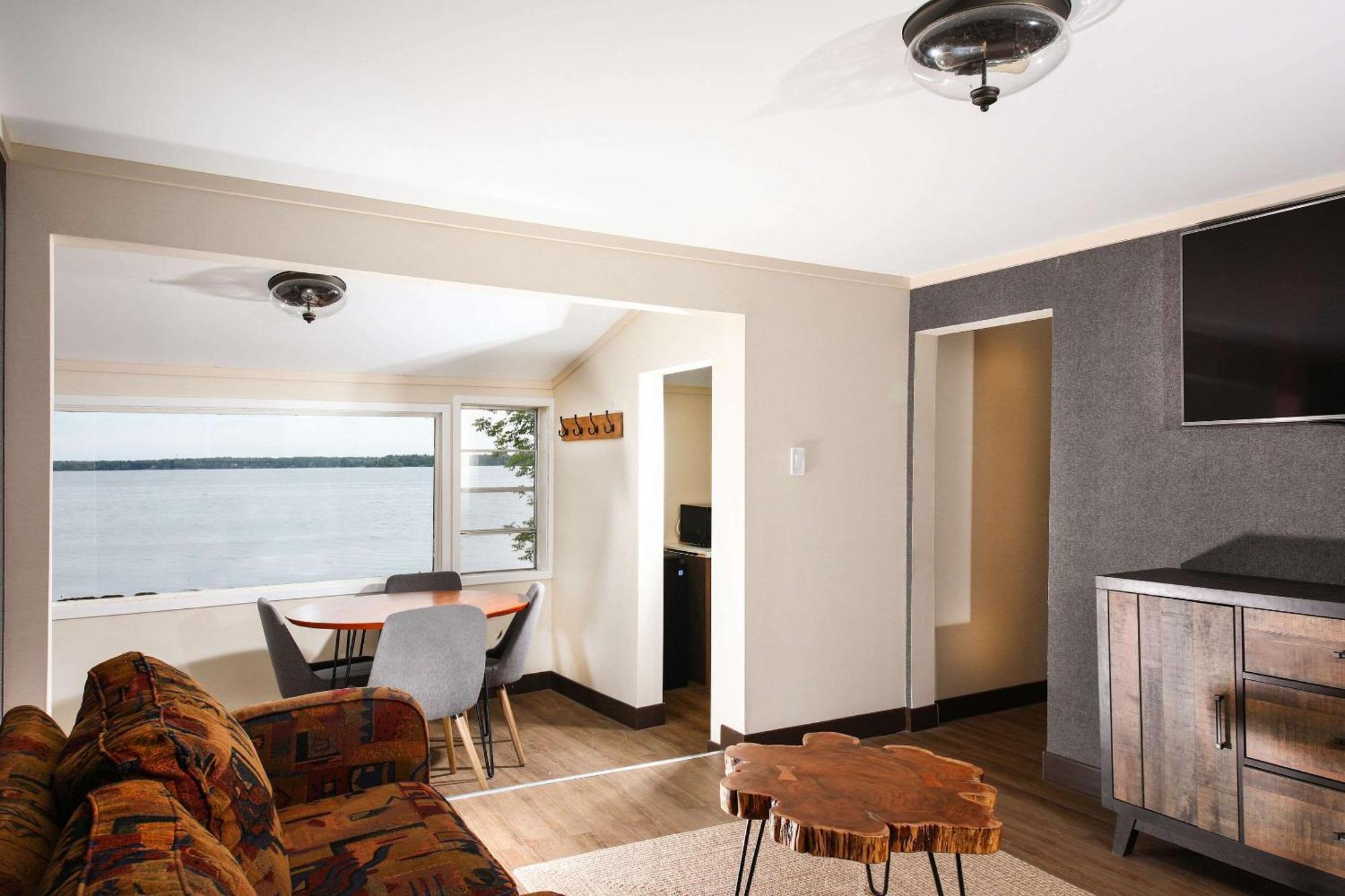 Bayview Wildwood Resort, Ascend Hotel Collection Severn Экстерьер фото